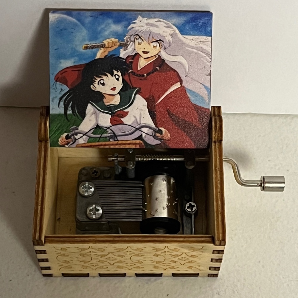 Inuyasha Kagome Higurashi Hand Crank Wooden Music Box